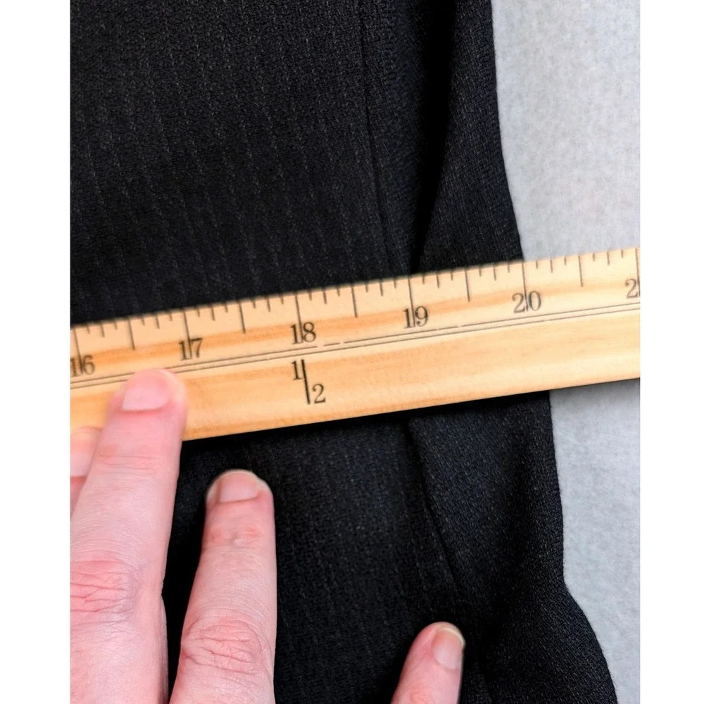 Louis Feraud Paris Mens Suit Charcoal Gray Pinstripe Two Button Jacket and pants